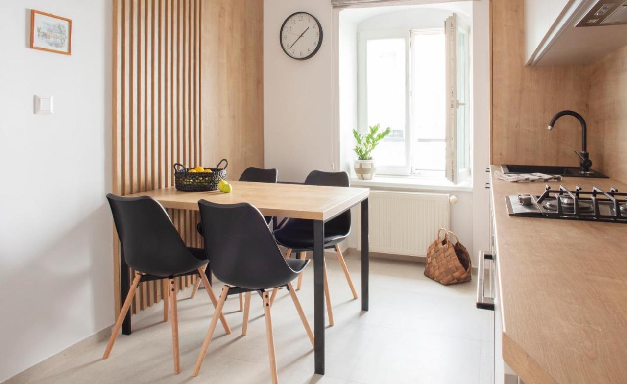 Bastova Apartment Bratislava Esterno foto