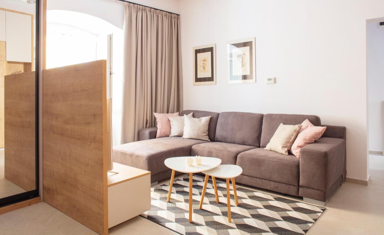 Bastova Apartment Bratislava Esterno foto