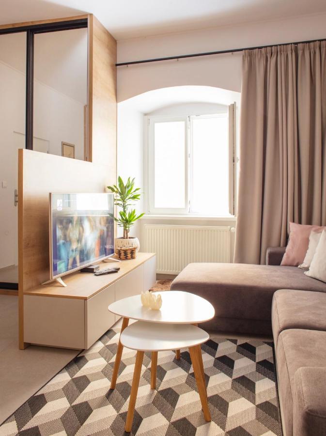 Bastova Apartment Bratislava Esterno foto